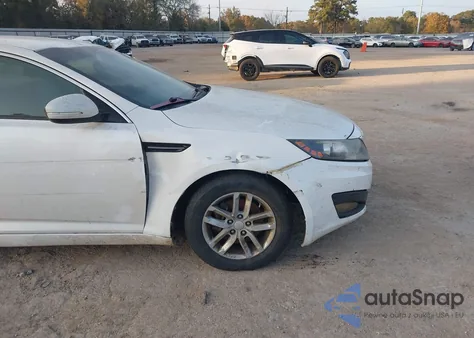 2013 Kia Optima Lx z USA, uszkodzony, nr VIN KNAGM4A75D5374437